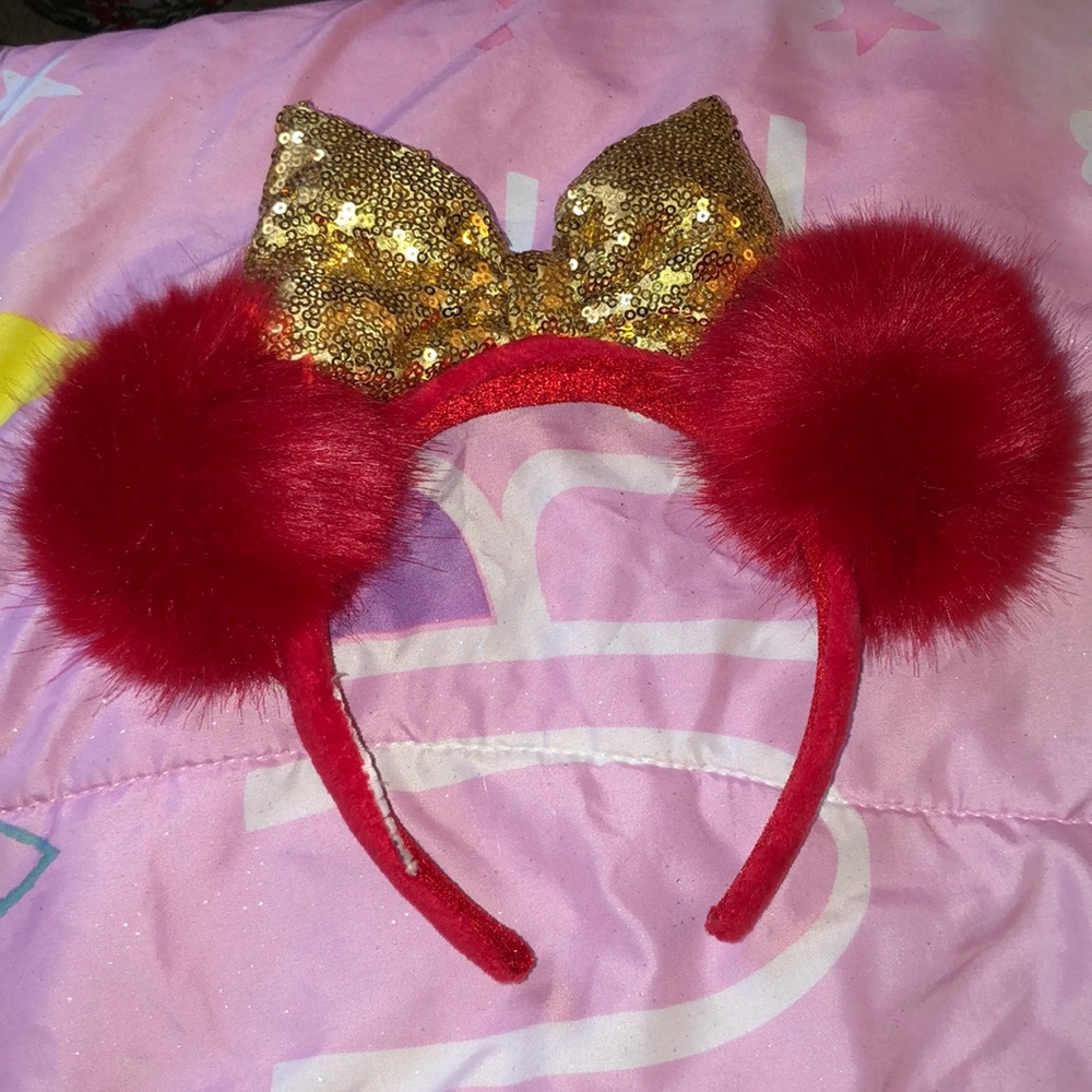 SUPER RARE Chinese New Year Minnie Ears